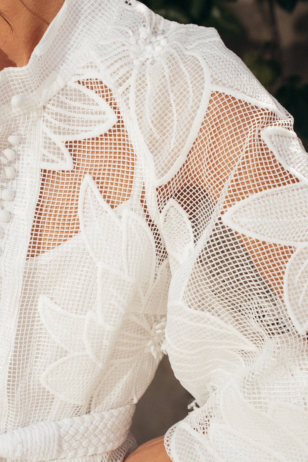 EMBROIDERED NET DRESS | WHITE